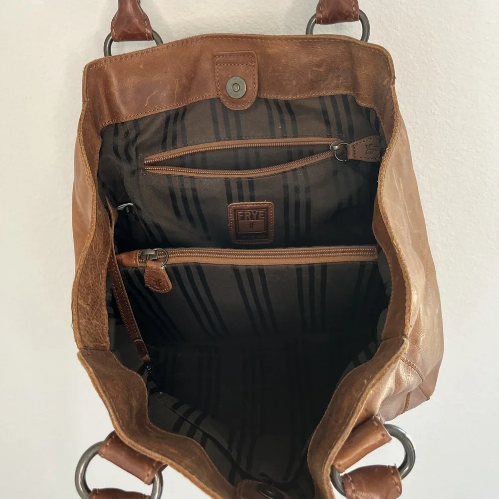 Frye Melissa Brown Cognac Leather Shoulder Bag  Distressed Boho Western New